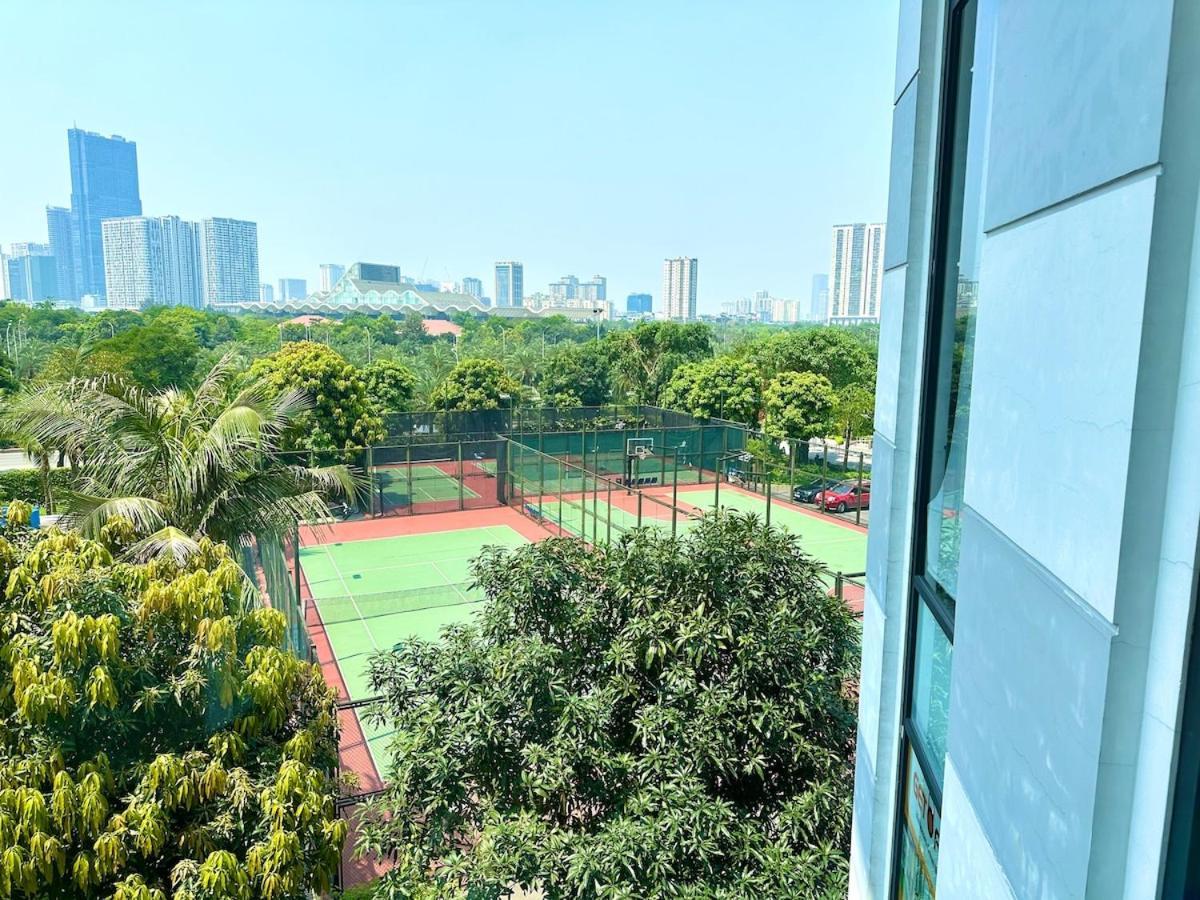Apt, High Floor, View, Quick To Airport